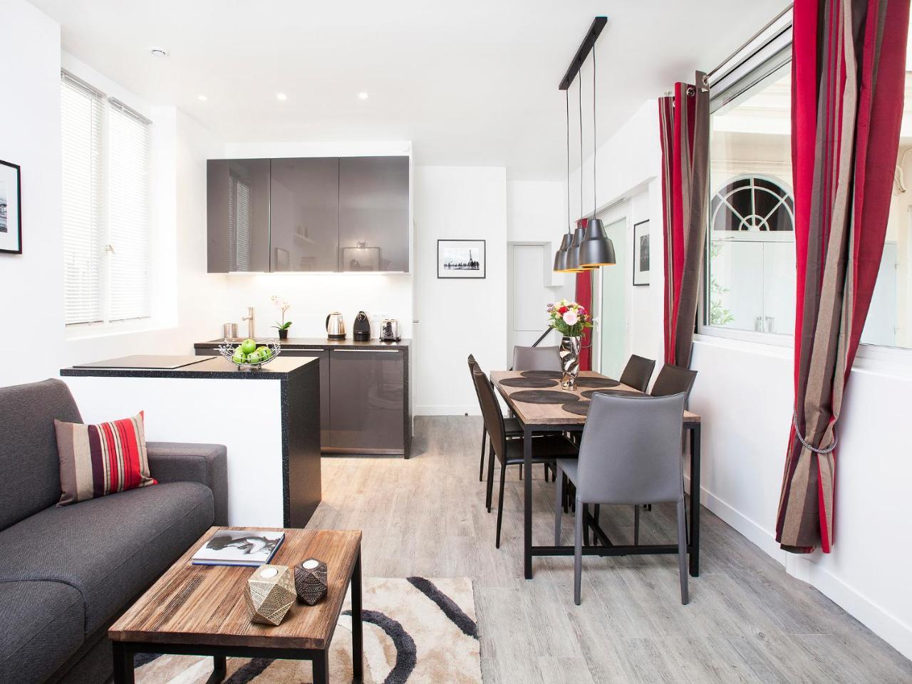 Charming 2br-2ba Between Le Marais & Le Louvre Appartement Paris